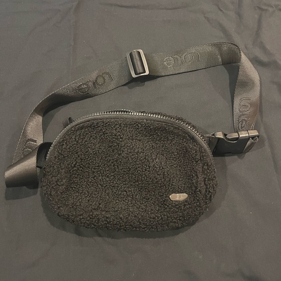 NEW Lole Jamie Belt Bag - Picture 1 of 6
